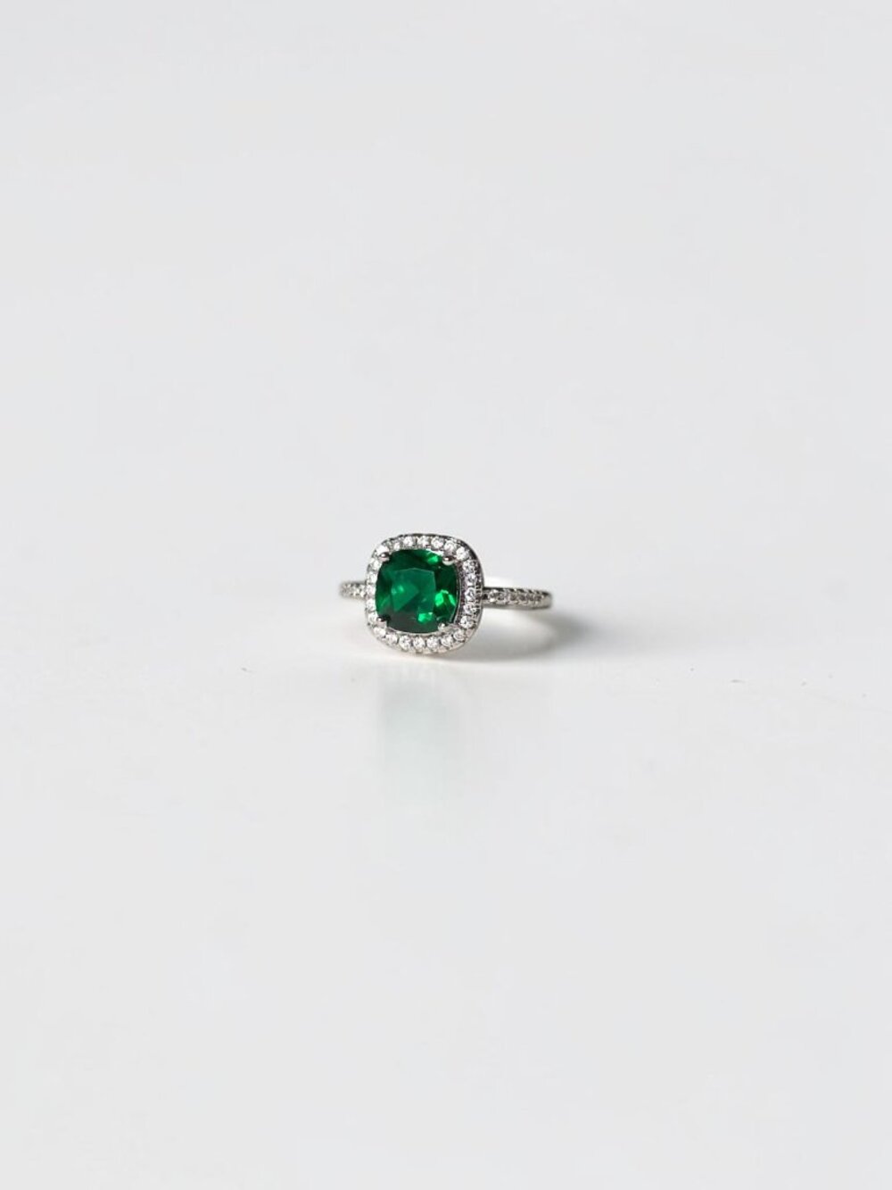 Sterling Silver 925 Cushion Cut Emerald CZ Halo Ring Size 6.75